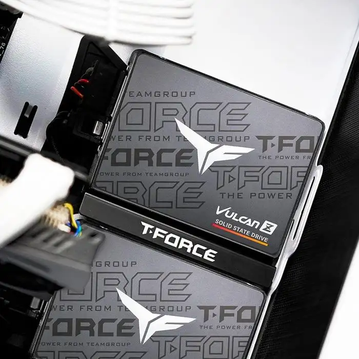 TEAM T-FORCE VULCAN Z TLC 512GB